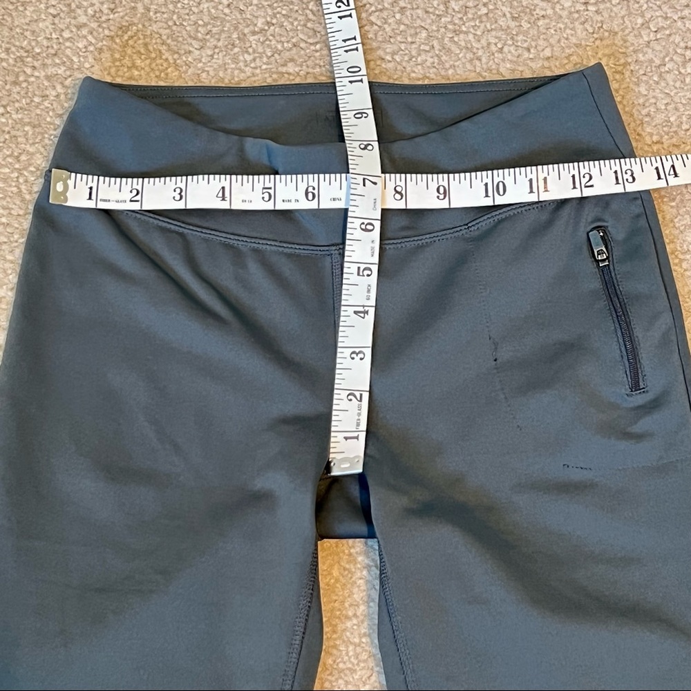 ATHLETA Workout Capri Spandex Leggings With Zippered Pocket—SZ. SMALL - Picture 9 of 12